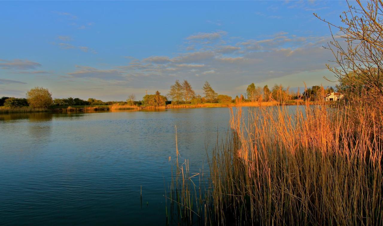 Fields End Lodges Doddington  Zewnętrze zdjęcie